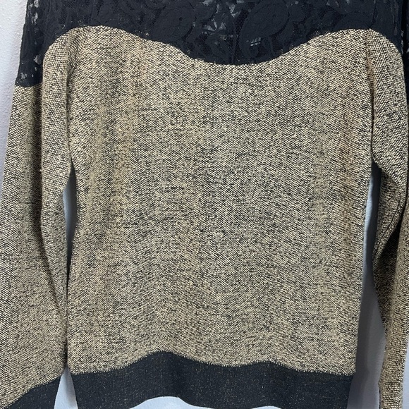 Miss Me Long Sleeve Shirt Lace Pullover Sweater Women’s size Small - Picture 3 of 6